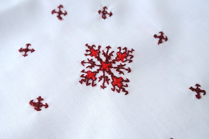 ”フェズ刺繍ナプキン大レッド”/