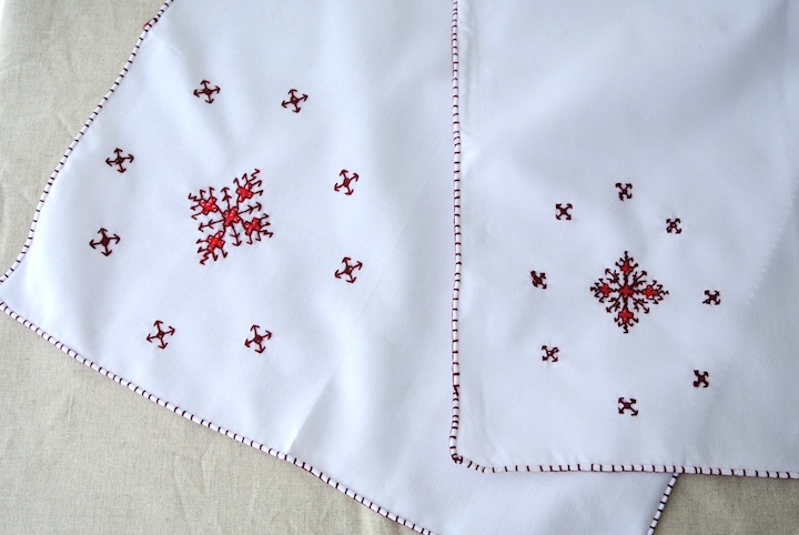 ”フェズ刺繍ナプキン大レッド”/