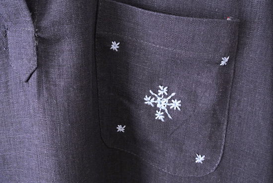 ”フェズ刺繍モチーフのワンピース”/