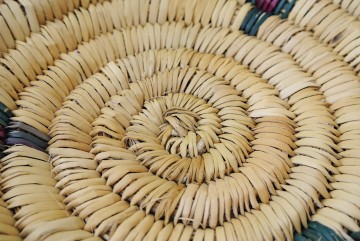 ”モロッコかご皿・丸柄